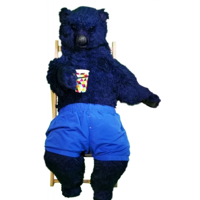 Blue  Leon with sunbed