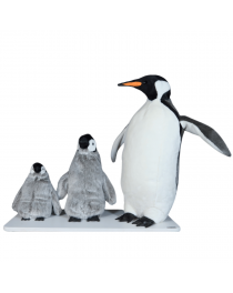 animatronic penguin,penguin window displays,storefront polar decor