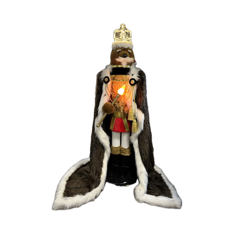 animatronic nutcracker king,window displays christmas nutcracker,luxury christmas decor,giant nutcracker